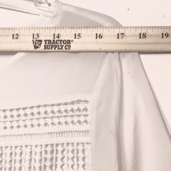 Banana Republic Eyelet Boho Chic White Blouse  Lg Lined 3/4 Sleeve Versatile - Picture 8 of 11